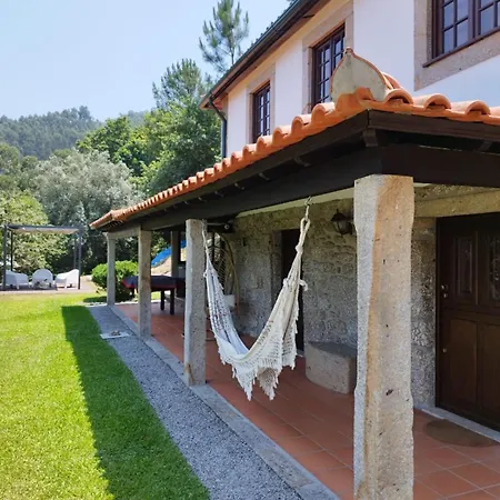 Casa Do Costeiro By Almastay * Gondufe