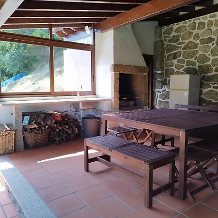 בית נופש Casa Do Costeiro By Almastay *